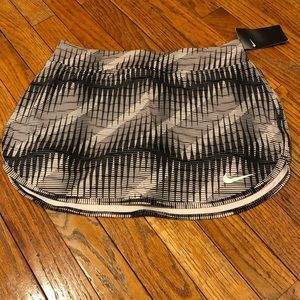 Nike skort NWT